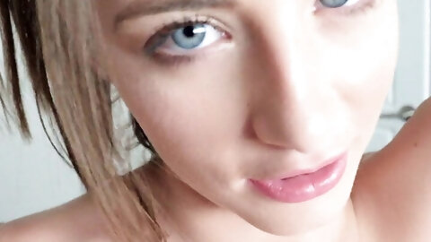 Stepsis Paige Owens Gives Stepbrother...