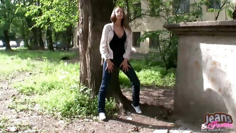 My 18yo body looks amazing in these skinny...